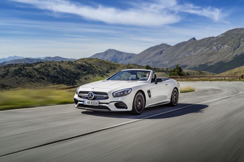 المواصفات والتفاصيل التقنية الكاملة 2018 Mercedes-Benz SL (R231, facelift 2016) AMG SL 63 V8 (571 Hp) SPEEDSHIFT MCT