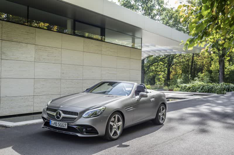 Full specifications and technical details 2016 Mercedes-Benz SLC (R172 facelift 2016) SLC 180 (156 Hp) 9G-TRONIC