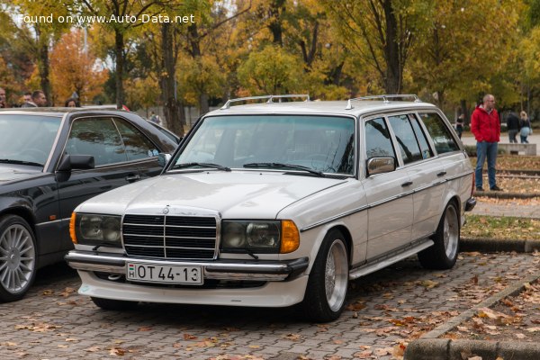 Vollständige Spezifikationen und technische Details 1977 Mercedes-Benz S123 250 T (129 Hp) Automatic