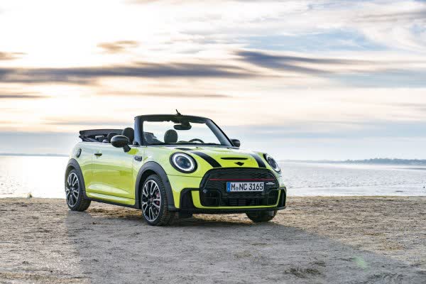 Vollständige Spezifikationen und technische Details 2021 Mini Convertible (F57, facelift 2021) Cooper S 2.0 (178 Hp) Steptronic