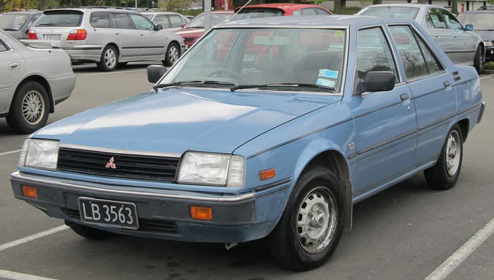 Full specifications and technical details 1982 Mitsubishi Tredia (A21_) 1400 GLX (A211) (70 Hp)