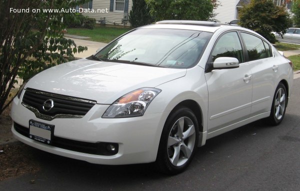 Full specifications and technical details 2007 Nissan Altima IV 2.5 (177 Hp) CVT