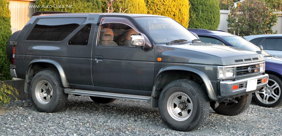 المواصفات والتفاصيل التقنية الكاملة 1990 Nissan Terrano I (WD21) 3.0 i 4WD (148 Hp)