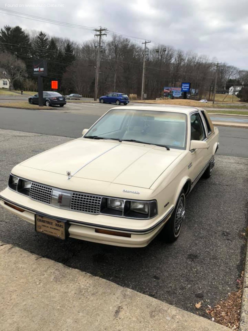 Full specifications and technical details 1981 Oldsmobile Cutlass Ciera Coupe 2.5 i (106 Hp)