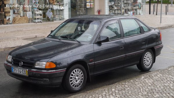 Full specifications and technical details 1992 Opel Astra F Classic 1.4 Si (82 Hp)