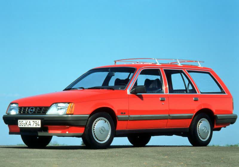 Spécifications complètes et détails techniques 1982 Opel Rekord E Caravan (facelift 1982) 1.8 S (90 Hp) Automatic