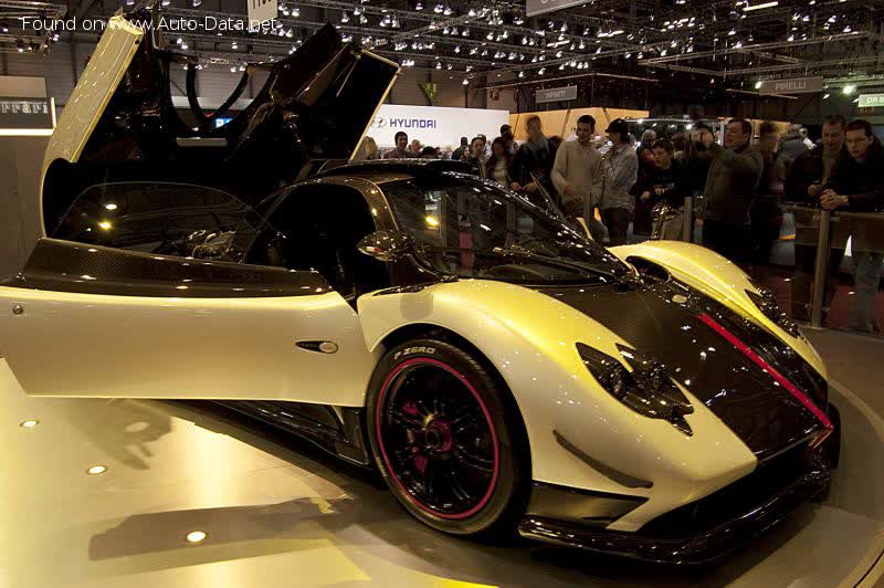 Vollständige Spezifikationen und technische Details 2010 Pagani Zonda Cinque Tricolore 7.3 V12 (678 Hp) Automatic