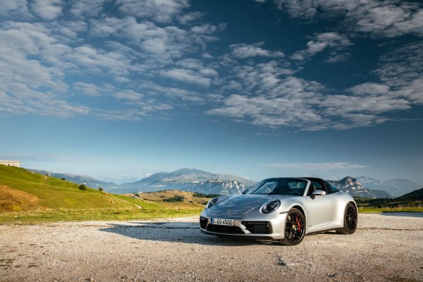 Full specifications and technical details 2020 Porsche 911 Targa (992) 4S 3.0 (450 Hp) PDK