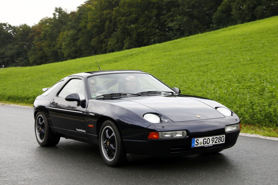 Vollständige Spezifikationen und technische Details 1985 Porsche 928 5.0 S V8 (288 Hp) Automatic