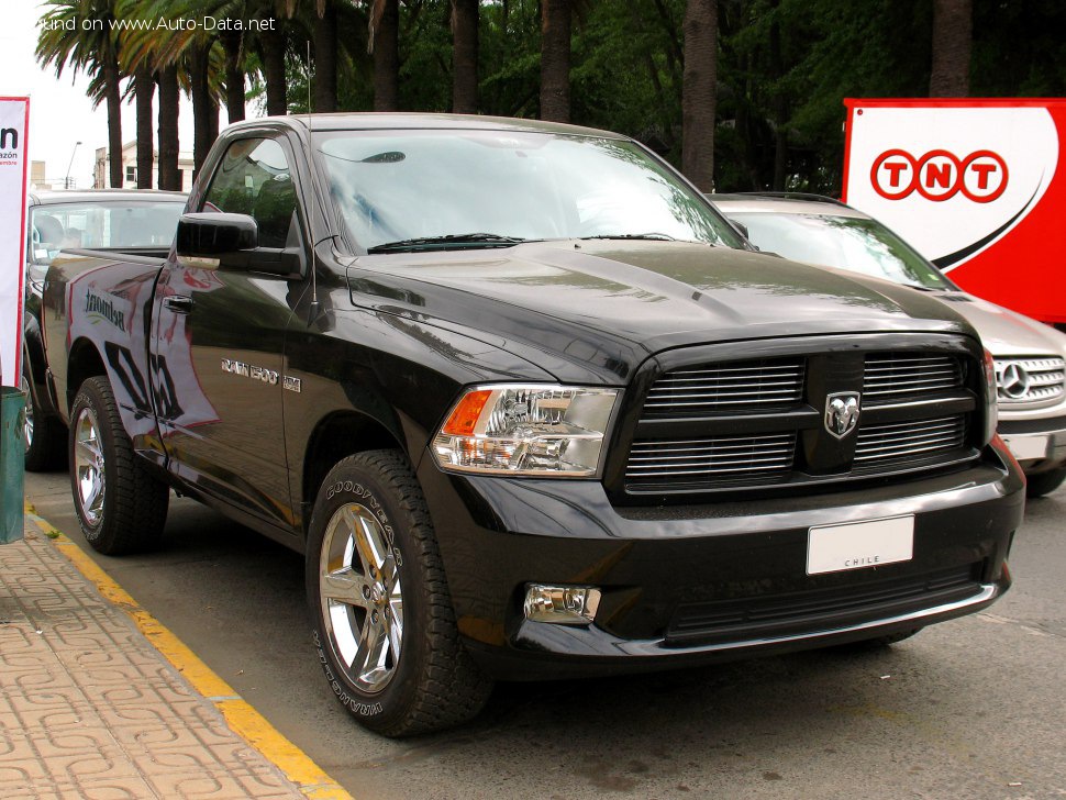 المواصفات والتفاصيل التقنية الكاملة 2010 RAM 1500 Regular Cab I 3.7 V6 (215 Hp) Automatic