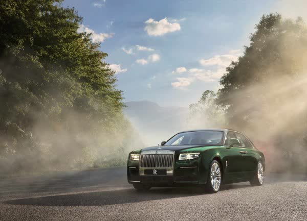 Full specifications and technical details 2020 Rolls-Royce Ghost Extended Wheelbase II 6.75 V12 (571 Hp) AWD Automatic