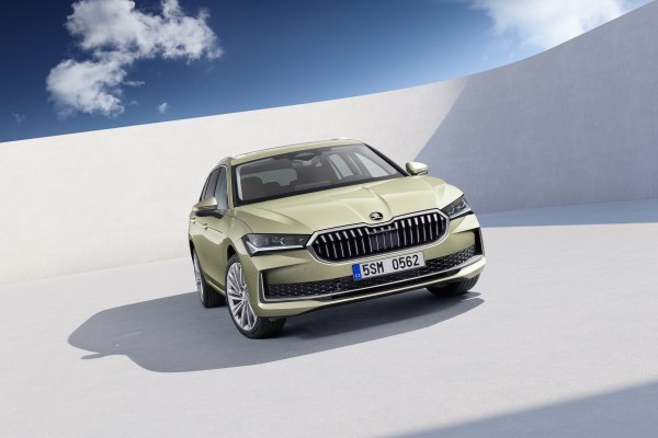 Full specifications and technical details 2023 Skoda Superb IV Combi 1.5 TSI (150 Hp) Mild Hybrid DSG