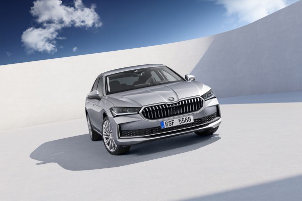 المواصفات والتفاصيل التقنية الكاملة 2024 Skoda Superb IV 1.5 TSI (150 Hp) Mild Hybrid DSG