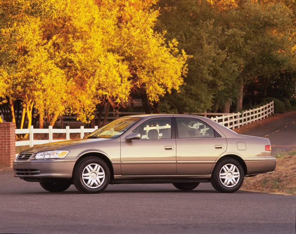 المواصفات والتفاصيل التقنية الكاملة 2000 Toyota Camry IV (XV20, facelift 2000) 3.0 V6 24V (194 Hp)