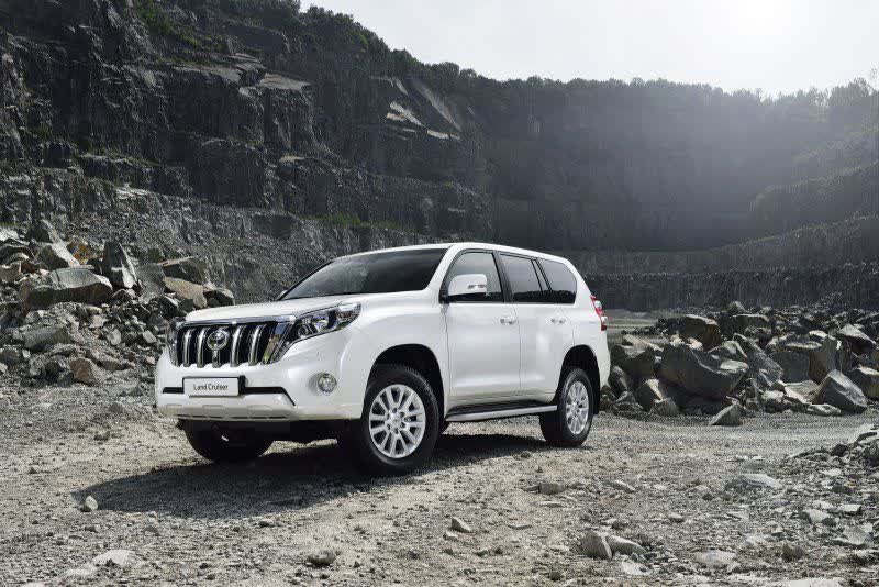 Vollständige Spezifikationen und technische Details 2013 Toyota Land Cruiser Prado (J150, facelift 2013) 5-door 2.7 VVT-i (163 Hp) Automatic