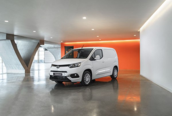 Full specifications and technical details 2020 Toyota Proace City SWB 1.5 D-4D (130 Hp) Automatic