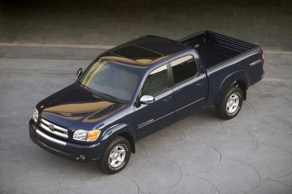 Full specifications and technical details 2002 Toyota Tundra I Double Cab (facelift 2002) SR5 4.7i V8 (240 Hp) 4x4 Automatic
