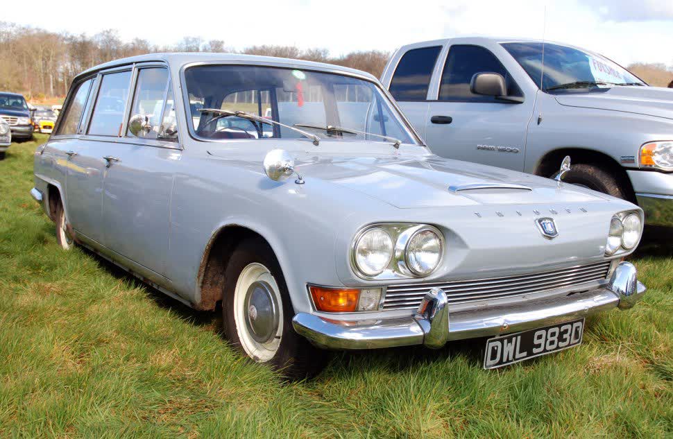 Full specifications and technical details 1969 Triumph 2.5 PI MK I Estate 2.5 (122 Hp)