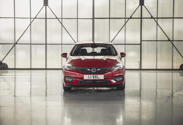 المواصفات والتفاصيل التقنية الكاملة 2019 Vauxhall Astra Mk VII (facelift 2019) 1.5 Turbo D (122 Hp)