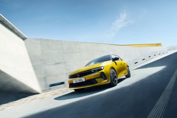 Spécifications complètes et détails techniques 2021 Vauxhall Astra Mk VIII 1.2 Turbo (110 Hp)