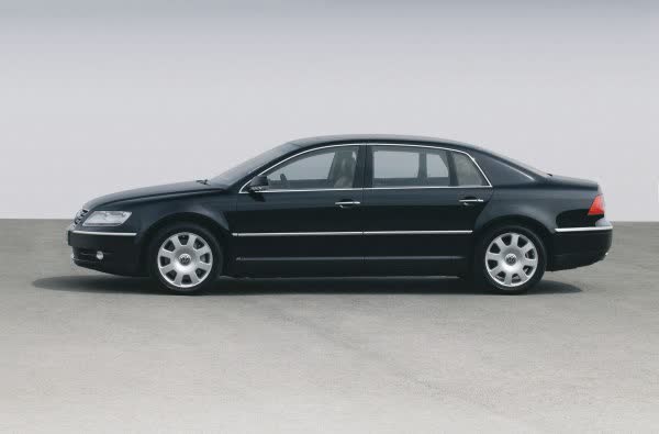Full specifications and technical details 2005 Volkswagen Phaeton Long 4.2 V8 (335 Hp) Tiptronic 4Motion