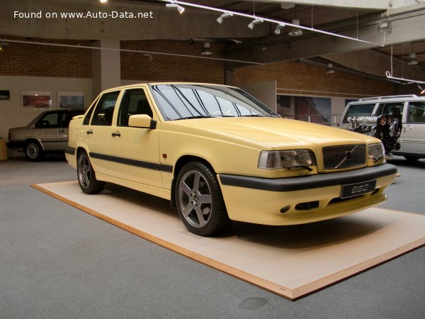 Full specifications and technical details 1991 Volvo 850 (LS) 2.5 10V (140 Hp)