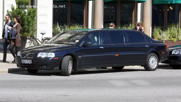 Vollständige Spezifikationen und technische Details 2003 Volvo S80 (facelift 2003) Stretch Limousine 2.4 20V (140 Hp) Automatic