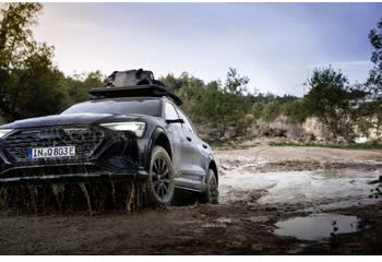 Audi Q8 e-tron