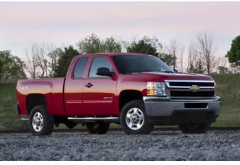 Full specifications and technical details 2011 Chevrolet Silverado 2500 HD II (GMT900, facelift 2011) Extended Cab Standard Box 6.6 Duramax TD V8 (397 Hp) 4WD Automatic