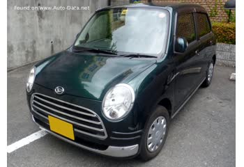 Daihatsu Mira Gino