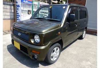 Daihatsu Naked