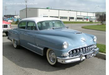 1952 DeSoto Firedome Four-Door Sedan (facelift 1953) 4.5 V8 (160 Hp) thumb image
