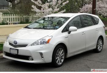 2011 Toyota Prius+ 1.8 HSD (99 Hp) e-CVT thumb image