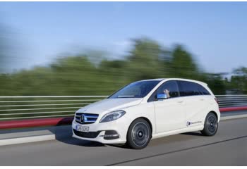 2014 Mercedes-Benz B-Class Electric Drive (W242) B 250 e 31 kWh (180 Hp) thumb image