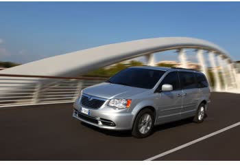 المواصفات والتفاصيل التقنية الكاملة 2013 Lancia Voyager 2.8 CRD (177 Hp) Automatic