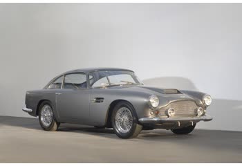 Aston-Martin DB4