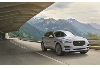 2017 Jaguar F-Pace 2.0d (163 Hp) thumb image