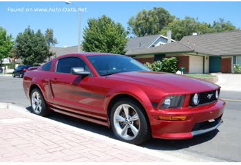 المواصفات والتفاصيل التقنية الكاملة 2004 Ford Mustang V 4.0i V6 (205 Hp)