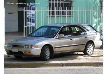 Full specifications and technical details 1993 Honda Accord V Wagon (CE) 2.2i ES (CE1) (150 Hp)