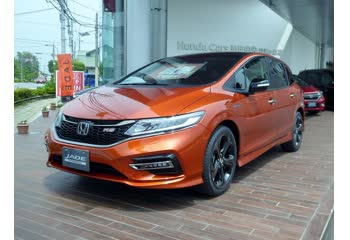 المواصفات والتفاصيل التقنية الكاملة 2017 Honda Jade (facelift 2017) 1.5 VTEC Turbo (156 Hp) CVT