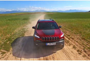 المواصفات والتفاصيل التقنية الكاملة 2015 Jeep Cherokee V (KL) 2.2 MultiJet TD (185 Hp) 4WD Automatic