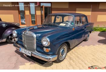 Mercedes-Benz Fintail (W110)