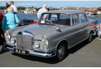 mercedes-benz W112