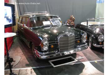 Mercedes-Benz Fintail Universal (W111)