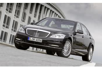 2011 Mercedes-Benz S-class (W221, facelift 2009) S 500 BlueEFFICIENCY (435 Hp) 4MATIC G-TRONIC thumb image