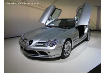 Vollständige Spezifikationen und technische Details 2004 Mercedes-Benz SLR McLaren (C199) Coupe 5.5 V8 Kompressor (626 Hp) AMG SPEEDSHIFT R