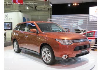 المواصفات والتفاصيل التقنية الكاملة 2013 Mitsubishi Outlander III 2.0 MIVEC (200 Hp) Plug-in Hybrid 4WD