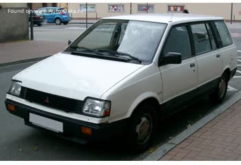 1988 Mitsubishi Space Wagon I 2.0 GLXi (D04W) (101 Hp) thumb image