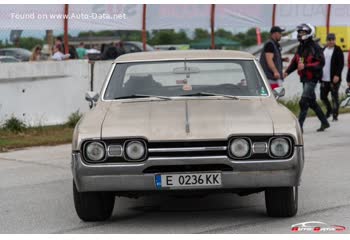 المواصفات والتفاصيل التقنية الكاملة 1966 Oldsmobile Cutlass Supreme Holiday Sedan 5.4 V8 (320 Hp) Manual 4-speed