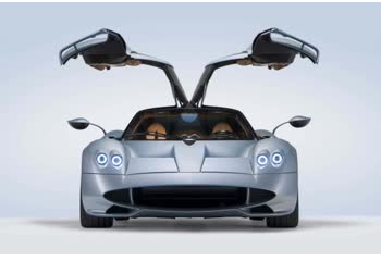 2022 Pagani Huayra Codalunga 6.0 V12 (840 Hp) Xtrac thumb image